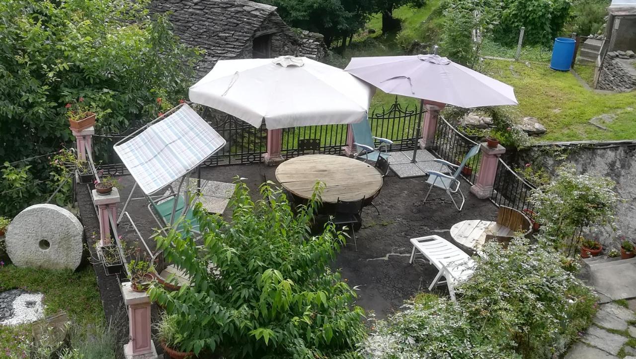 Shanty Calasca-Castiglione Exterior photo
